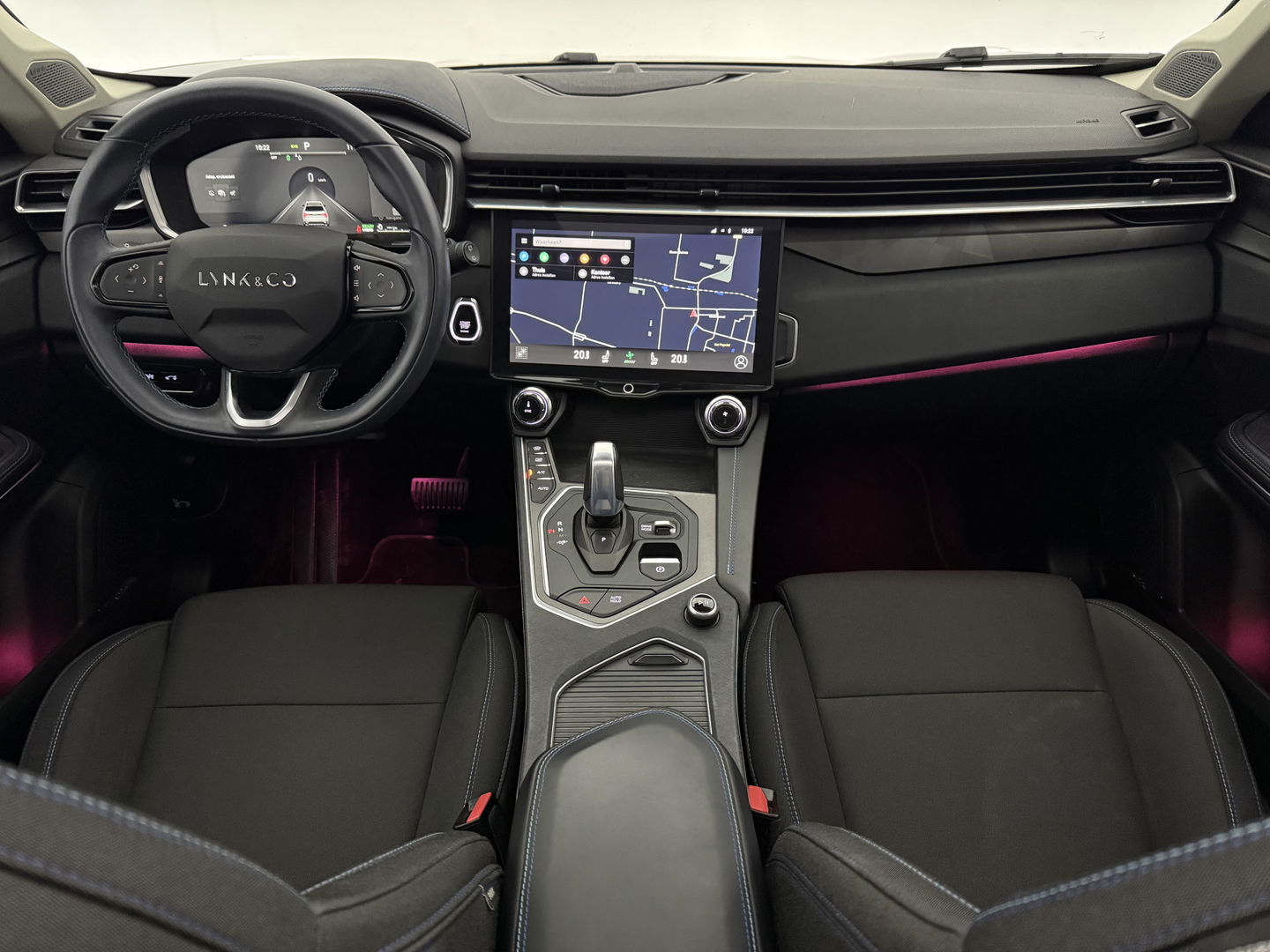 Lynk Co 01 1.5 Black Edition | SOH 98% | Pano | Memory | Adap. Cruise | Sfeerverl. | 360° | Virtual | Carplay | Keyless | NAP