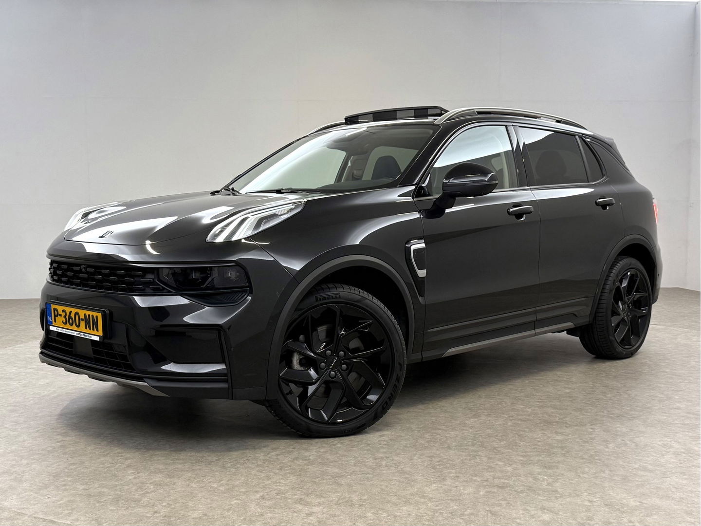 Lynk Co 01 1.5 Black Edition | SOH 98% | Pano | Memory | Adap. Cruise | Sfeerverl. | 360° | Virtual | Carplay | Keyless | NAP