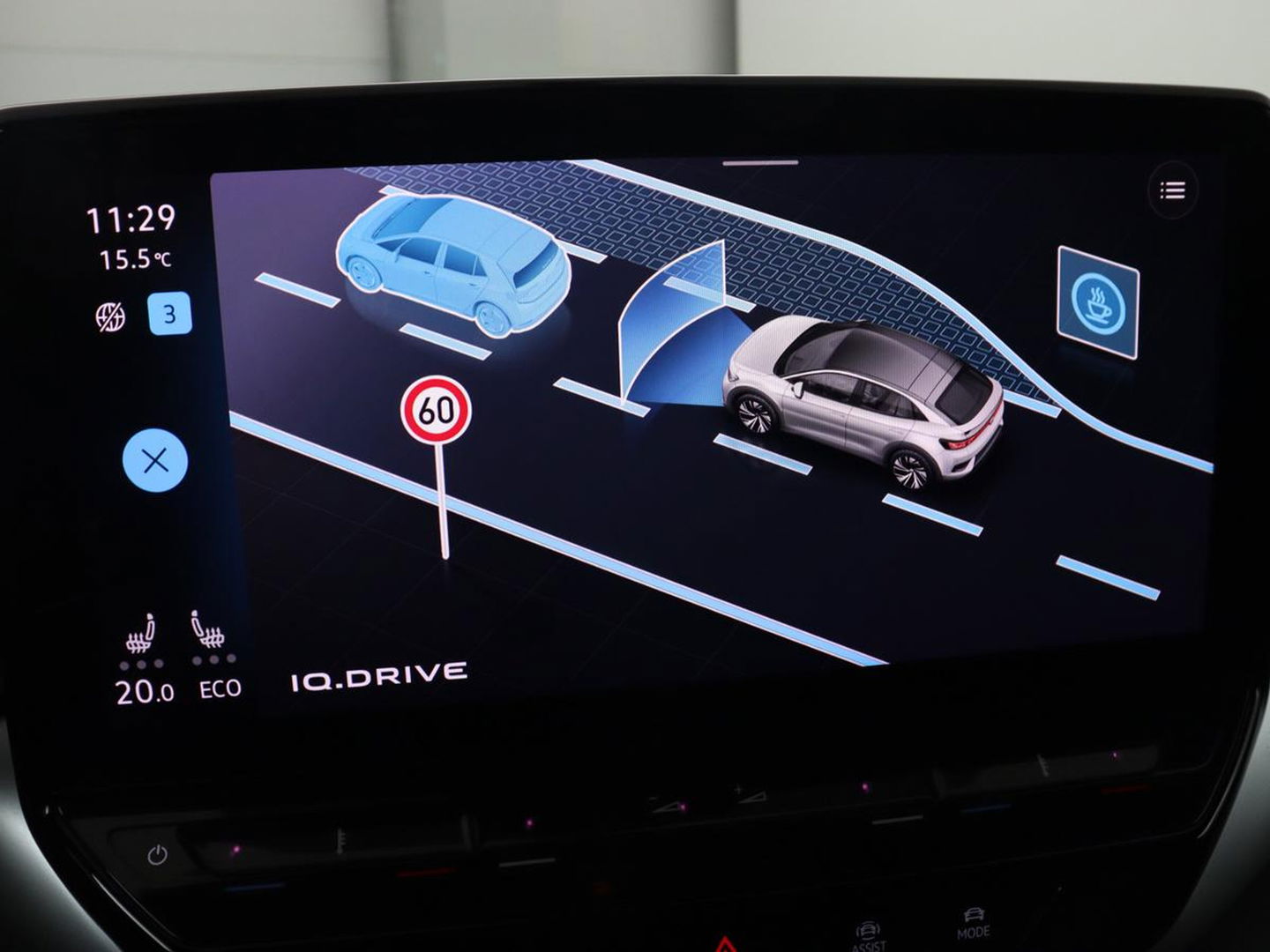 Volkswagen ID.5 Pro 77 kWh | Trekhaak | Stoelverwarming | Matrix LED | Camera | Carplay | Keyless | Stuurverwarming | Adaptive cruise | Navigatie | 20'' | Park Assist