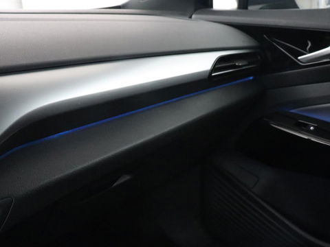 Volkswagen ID.5 Pro 77 kWh | Trekhaak | Stoelverwarming | Matrix LED | Camera | Carplay | Keyless | Stuurverwarming | Adaptive cruise | Navigatie | 20'' | Park Assist