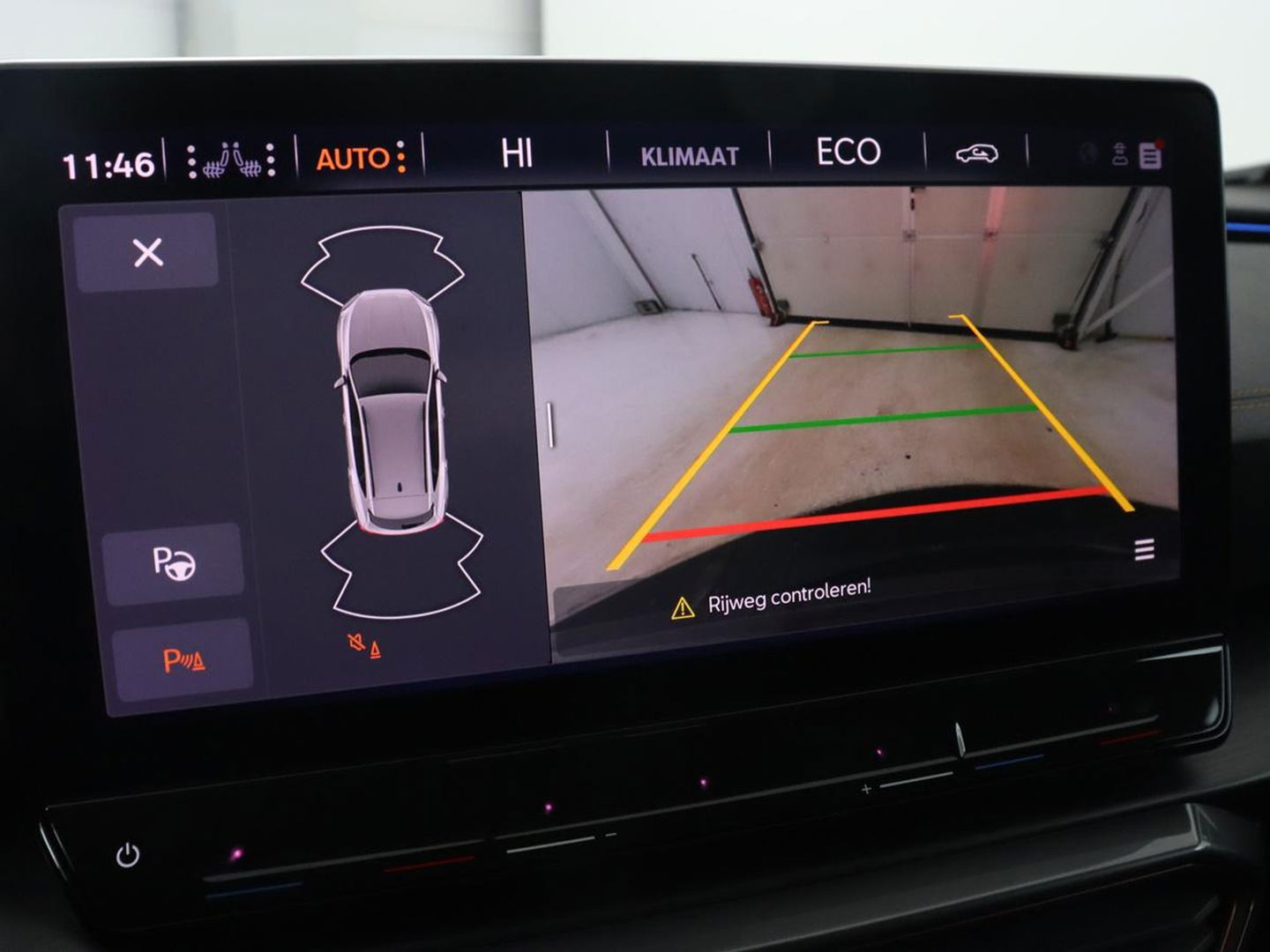 CUPRA Formentor 1.4 eHybrid VZ | 245pk | Stoelverwarming | Camera | Adaptive cruise | Sfeerverlichting | Navigatie | Keyless | 19'' | Stuurverwarming | Full LED | PHEV | Plug In