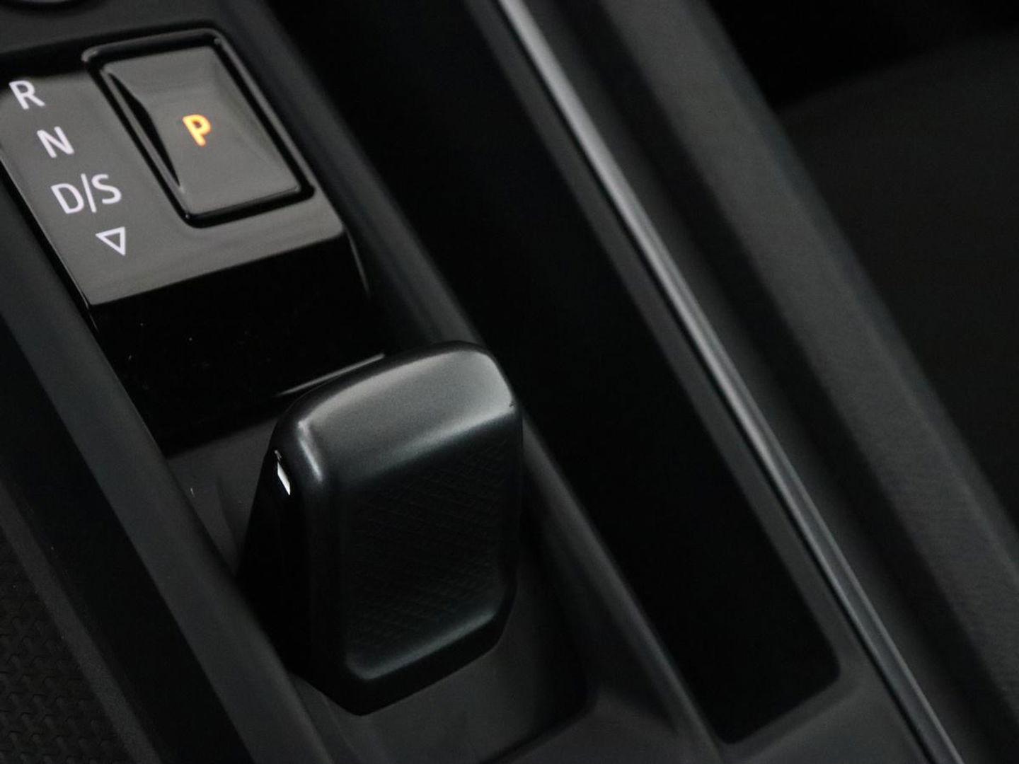 CUPRA Formentor 1.4 eHybrid VZ | 245pk | Stoelverwarming | Camera | Adaptive cruise | Sfeerverlichting | Navigatie | Keyless | 19'' | Stuurverwarming | Full LED | PHEV | Plug In