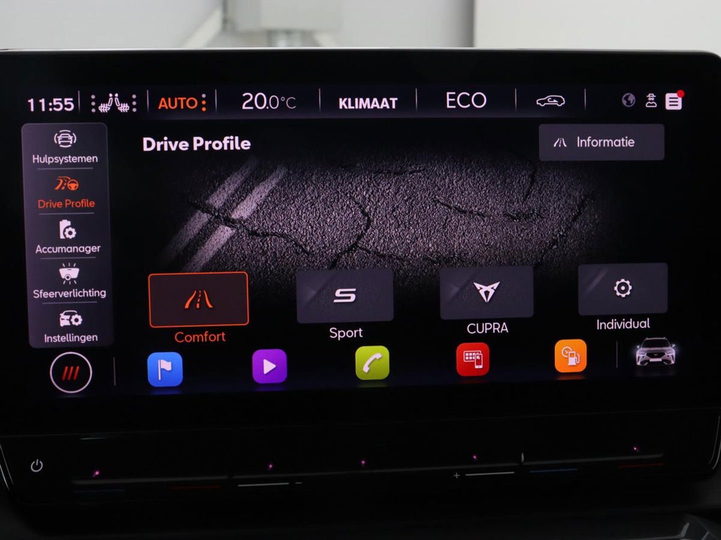 CUPRA Formentor 1.4 eHybrid VZ | 245pk | Stoelverwarming | Camera | Adaptive cruise | Sfeerverlichting | Navigatie | Keyless | 19'' | Stuurverwarming | Full LED | PHEV | Plug In