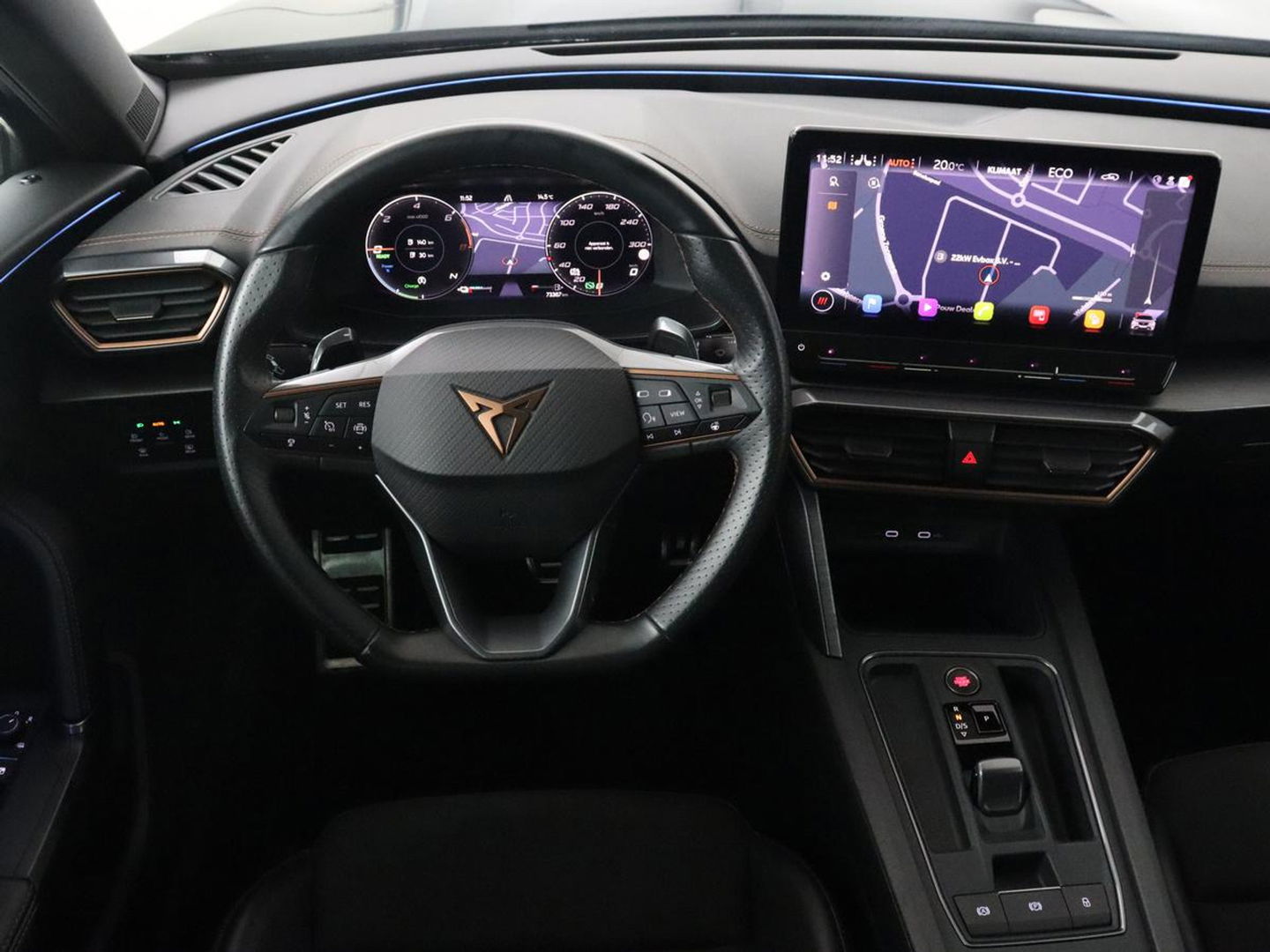 CUPRA Formentor 1.4 eHybrid VZ | 245pk | Stoelverwarming | Camera | Adaptive cruise | Sfeerverlichting | Navigatie | Keyless | 19'' | Stuurverwarming | Full LED | PHEV | Plug In