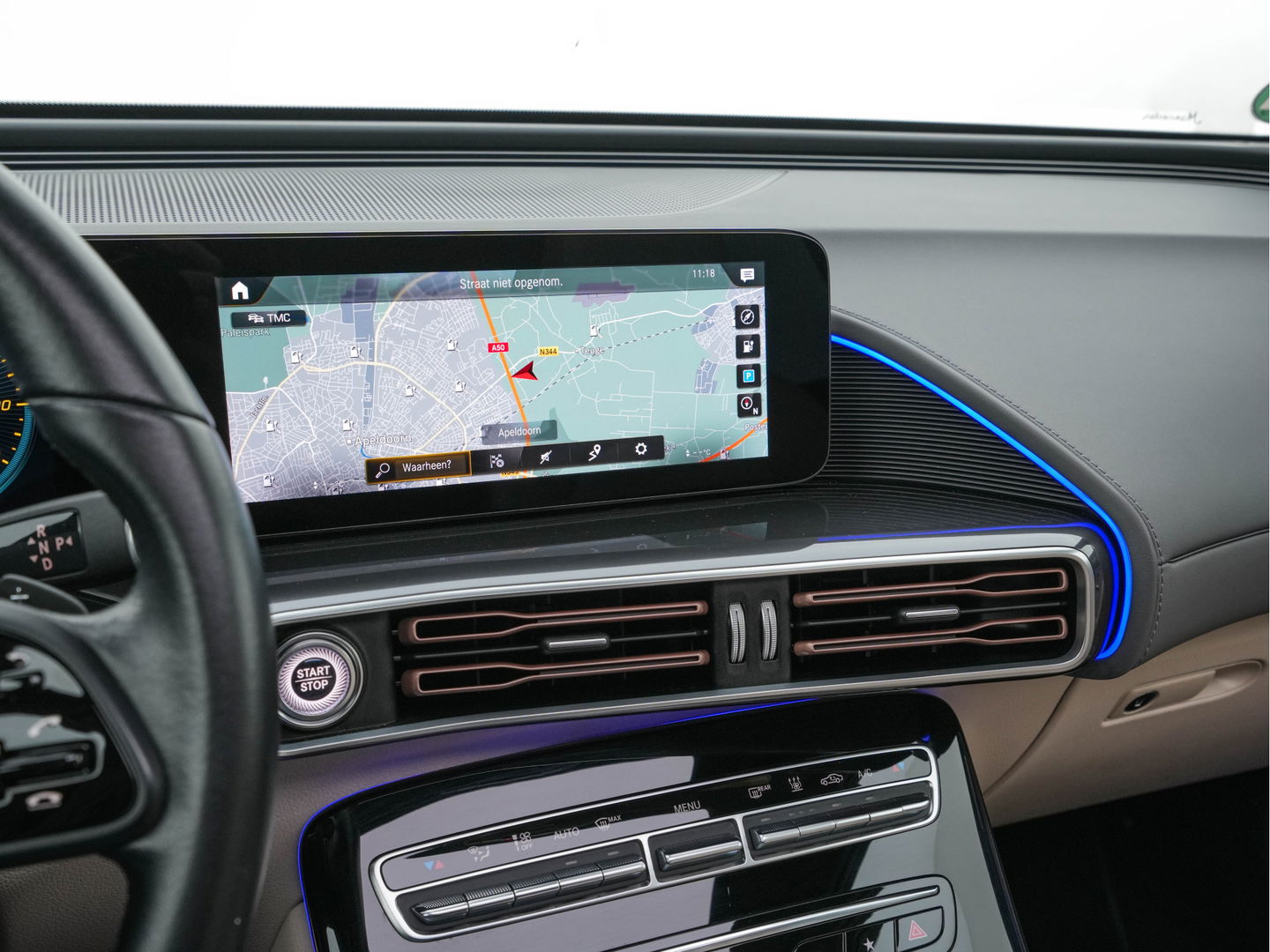 Mercedes-Benz EQC 400 4MATIC Business Solution 80 kWh (3-Fase) {SOH-93%} (INCL-BTW) *AUT | SUNROOF | WIDE-SCREEN-DIGI-COCKPIT | MEMORY-PACK | SURROUND-VIEW | KEYLESS | ARTICO-FULL-LEATHER | SPORT-SEATS | DAB+ | 19 ''*