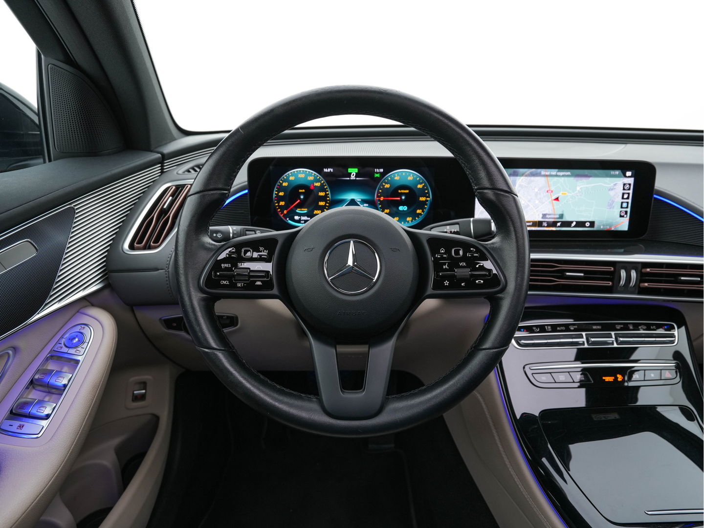 Mercedes-Benz EQC 400 4MATIC Business Solution 80 kWh (3-Fase) {SOH-93%} (INCL-BTW) *AUT | SUNROOF | WIDE-SCREEN-DIGI-COCKPIT | MEMORY-PACK | SURROUND-VIEW | KEYLESS | ARTICO-FULL-LEATHER | SPORT-SEATS | DAB+ | 19 ''*