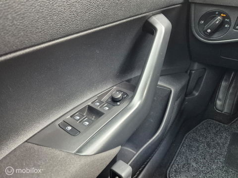 Volkswagen Polo 1.0 TSI Life, Navi, Carplay, Camera, NAP!