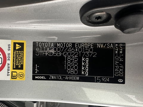 Lexus CT 200h Business Line Aut.*NAVI-FULLMAP | ALCANTARA | COMFORT-SEATS | CAMERA | ECC | CRUISE | 16''ALU*