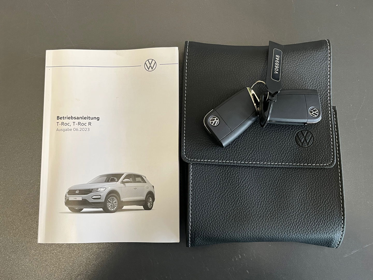 Volkswagen T-Roc 1.5 TSI R-Line|Pano|Beats|IQ.Light|Camera|ACC|Keyless|Carplay|Stoelverwarming|150PK