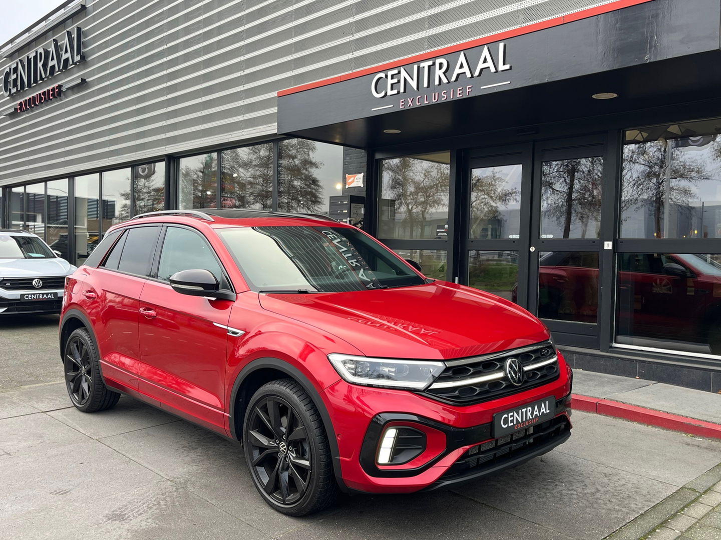 Volkswagen T-Roc 1.5 TSI R-Line|Pano|Beats|IQ.Light|Camera|ACC|Keyless|Carplay|Stoelverwarming|150PK