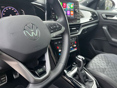 Volkswagen T-Roc 1.5 TSI R-Line|Pano|Beats|IQ.Light|Camera|ACC|Keyless|Carplay|Stoelverwarming|150PK