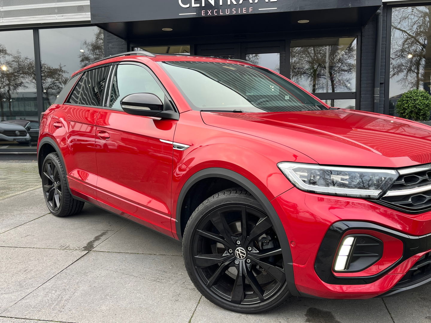 Volkswagen T-Roc 1.5 TSI R-Line|Pano|Beats|IQ.Light|Camera|ACC|Keyless|Carplay|Stoelverwarming|150PK