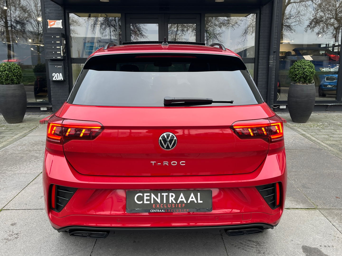 Volkswagen T-Roc 1.5 TSI R-Line|Pano|Beats|IQ.Light|Camera|ACC|Keyless|Carplay|Stoelverwarming|150PK