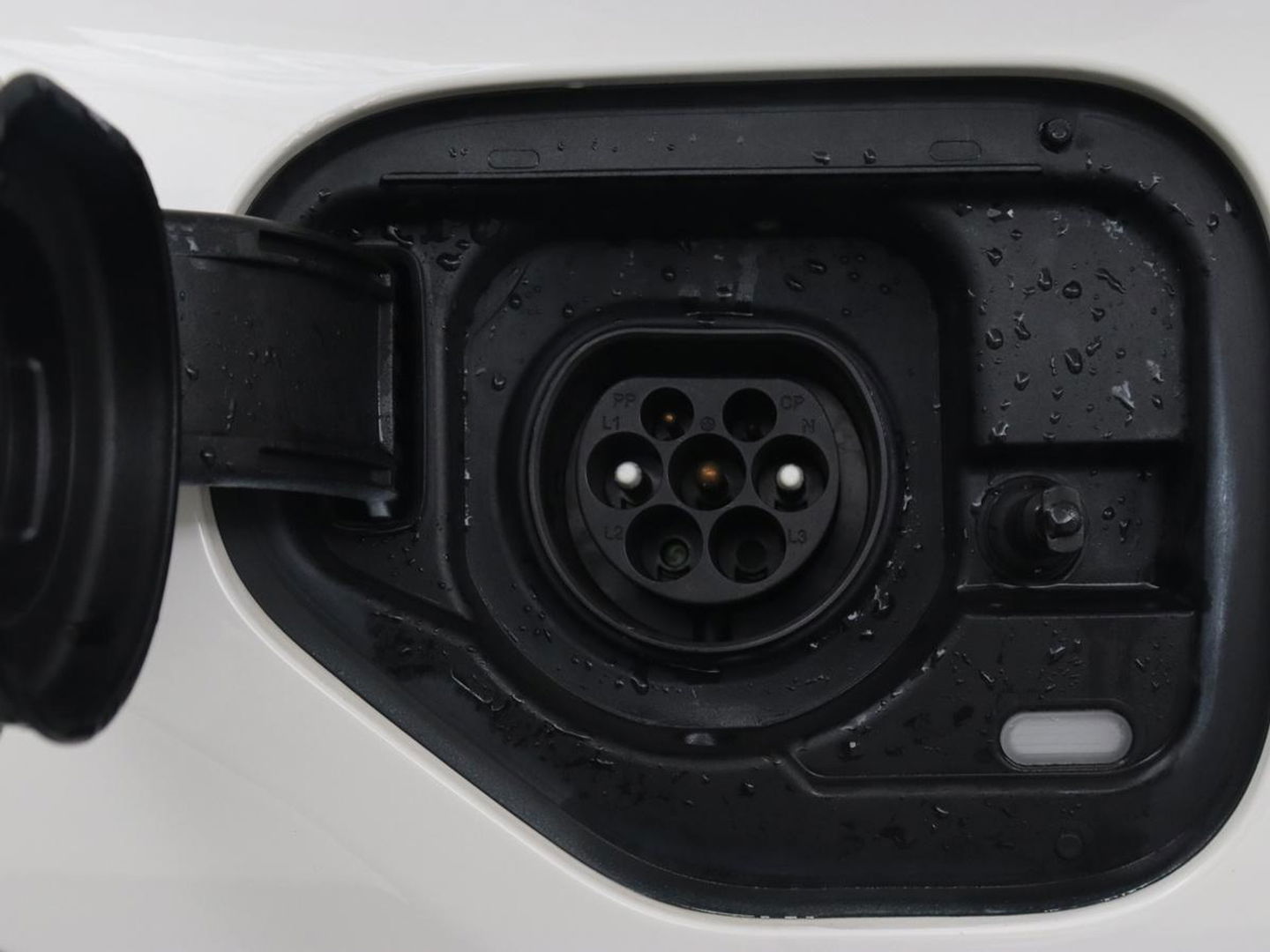 CUPRA Leon 1.4 eHybrid VZ | 245pk | Panoramadak | Stoelverwarming | Camera | Carplay | Adaptive cruise | Keyless | Navigatie | 19'' | Sportstoelen | Full LED | PHEV | Plug In