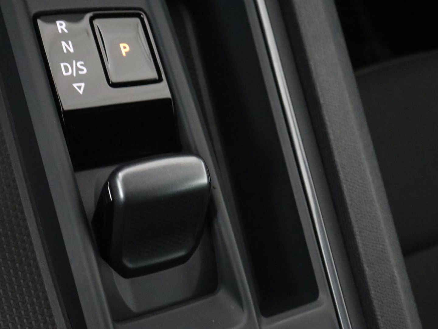 CUPRA Leon 1.4 eHybrid VZ | 245pk | Panoramadak | Stoelverwarming | Camera | Carplay | Adaptive cruise | Keyless | Navigatie | 19'' | Sportstoelen | Full LED | PHEV | Plug In