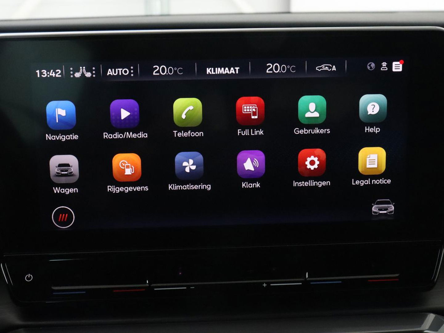 CUPRA Leon 1.4 eHybrid VZ | 245pk | Panoramadak | Stoelverwarming | Camera | Carplay | Adaptive cruise | Keyless | Navigatie | 19'' | Sportstoelen | Full LED | PHEV | Plug In