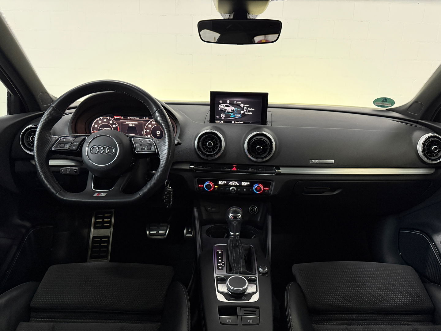 Audi A3 LIMOUSINE 1.5 TFSI CoD Design Pro Line Plus B&O*Cam*Led