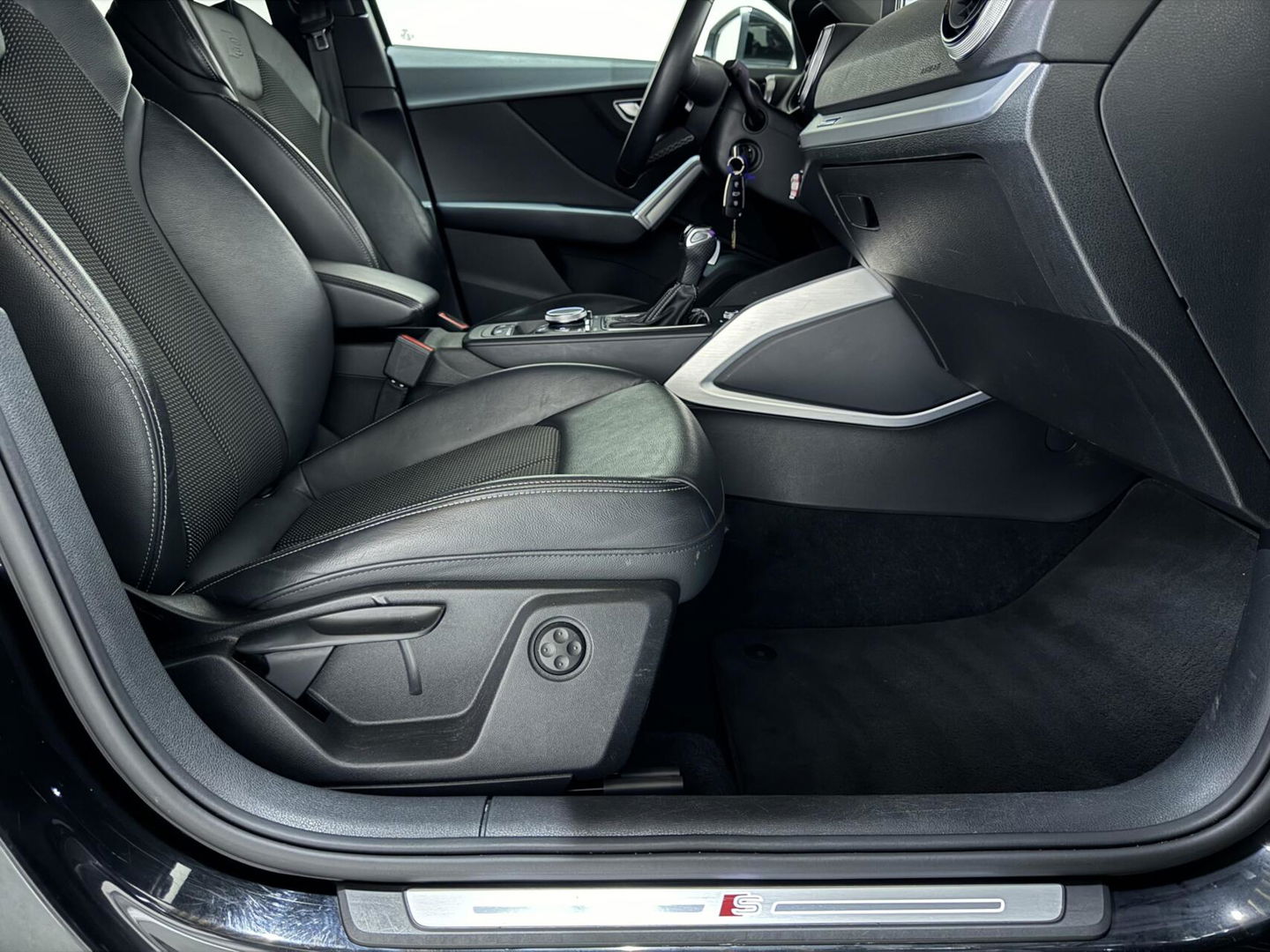 Audi Q2 35 TFSI S-Line Black Edition Virtual Carplay Camera NAP