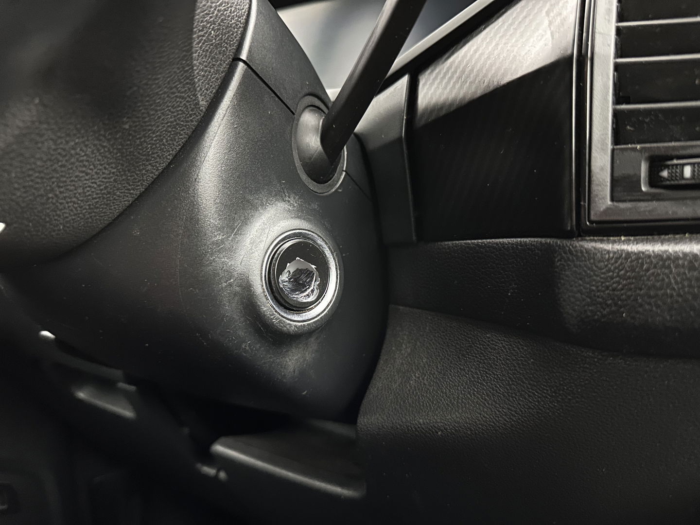 Škoda Kodiaq 1.5 TSI Sportline Business (INCL-BTW) Aut. *PANO | LEATHER-MICROFIBRE | FULL-LED | MEMORY-PACK | SPORTSEATS | SHIFT-PADDLES | ADAPTIVE-CRUISE | DIGI-COCKPIT | NAVI-FULLMAP | CANTON-AUDIO | DAB | AMBIENT-LIGHT | KEYLESS