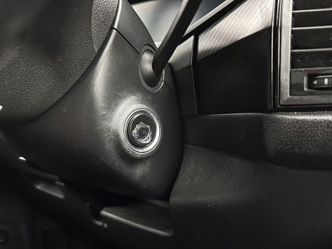 Škoda Kodiaq 1.5 TSI Sportline Business (INCL-BTW) Aut. *PANO | LEATHER-MICROFIBRE | FULL-LED | MEMORY-PACK | SPORTSEATS | SHIFT-PADDLES | ADAPTIVE-CRUISE | DIGI-COCKPIT | NAVI-FULLMAP | CANTON-AUDIO | DAB | AMBIENT-LIGHT | KEYLESS