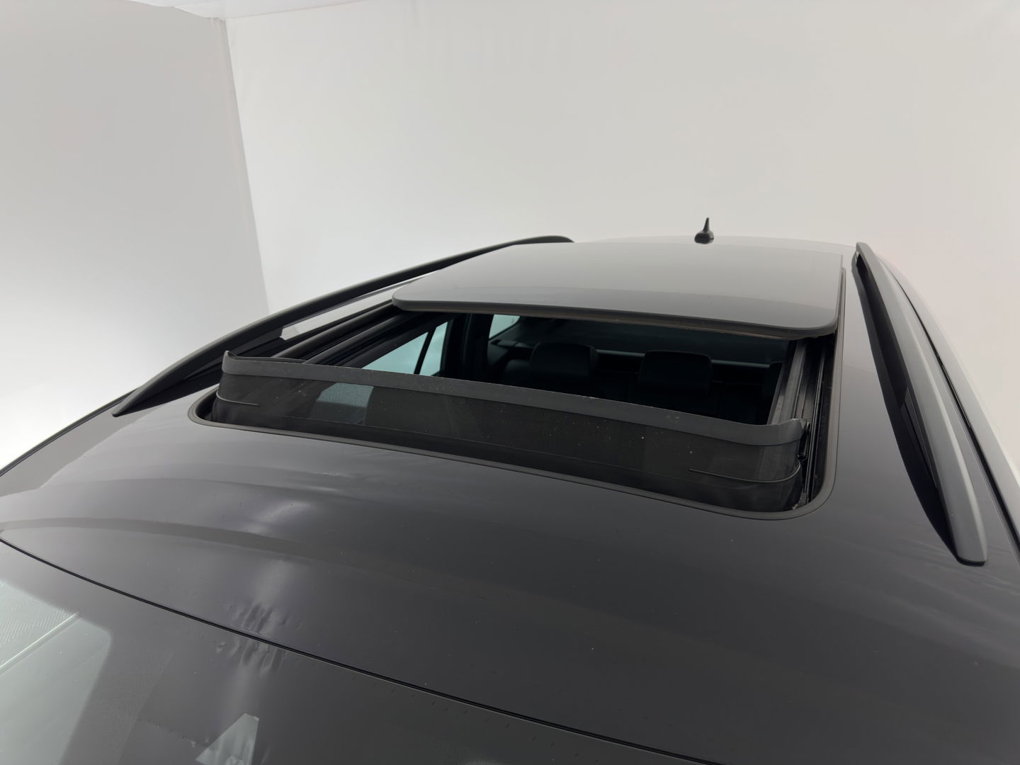 Škoda Kodiaq 1.5 TSI Sportline Business (INCL-BTW) Aut. *PANO | LEATHER-MICROFIBRE | FULL-LED | MEMORY-PACK | SPORTSEATS | SHIFT-PADDLES | ADAPTIVE-CRUISE | DIGI-COCKPIT | NAVI-FULLMAP | CANTON-AUDIO | DAB | AMBIENT-LIGHT | KEYLESS