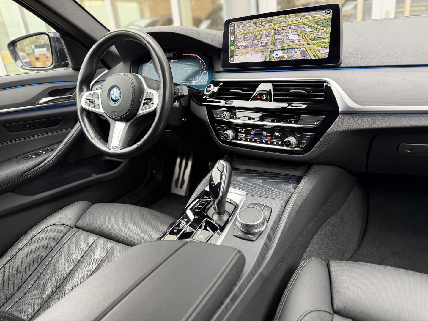 BMW 5 Serie Touring 530e xDrive High Ex. M-Sport |CoPilot|Laser|Stoelventilatie|SoftClose|HUD|HiFi|Trekhaak