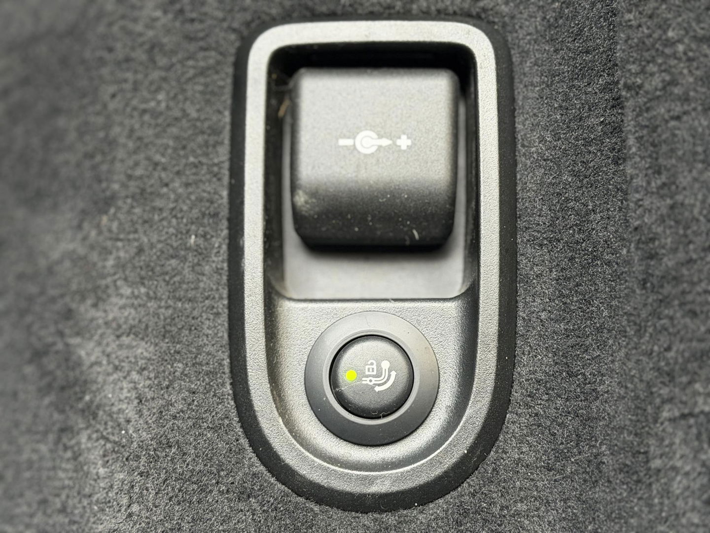 BMW 5 Serie Touring 530e xDrive High Ex. M-Sport |CoPilot|Laser|Stoelventilatie|SoftClose|HUD|HiFi|Trekhaak