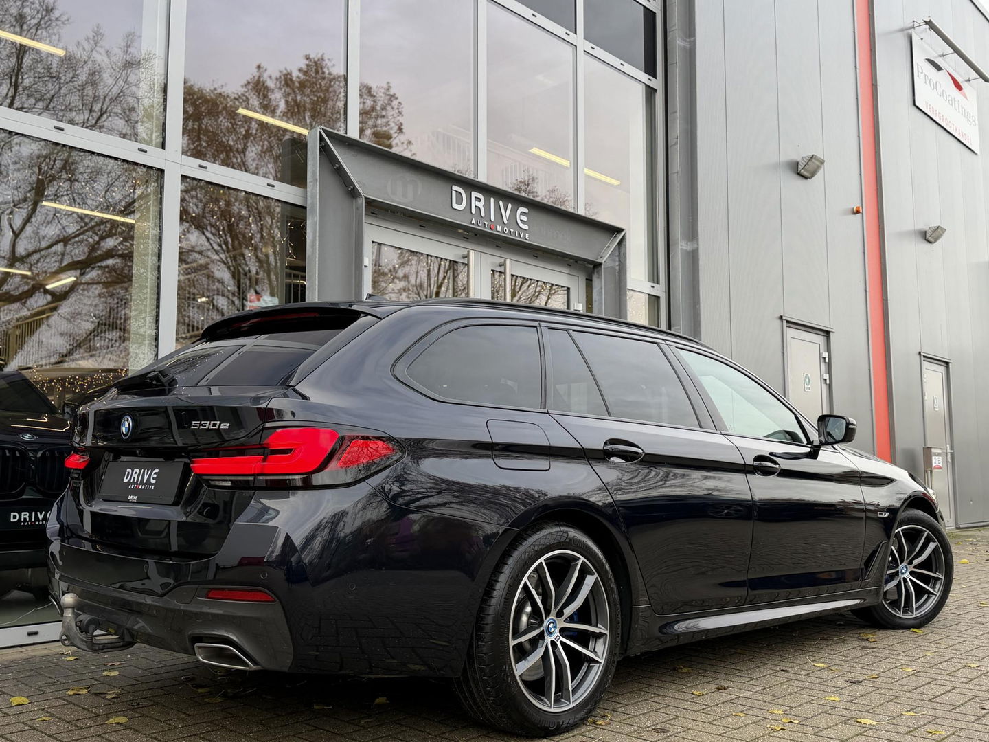BMW 5 Serie Touring 530e xDrive High Ex. M-Sport |CoPilot|Laser|Stoelventilatie|SoftClose|HUD|HiFi|Trekhaak