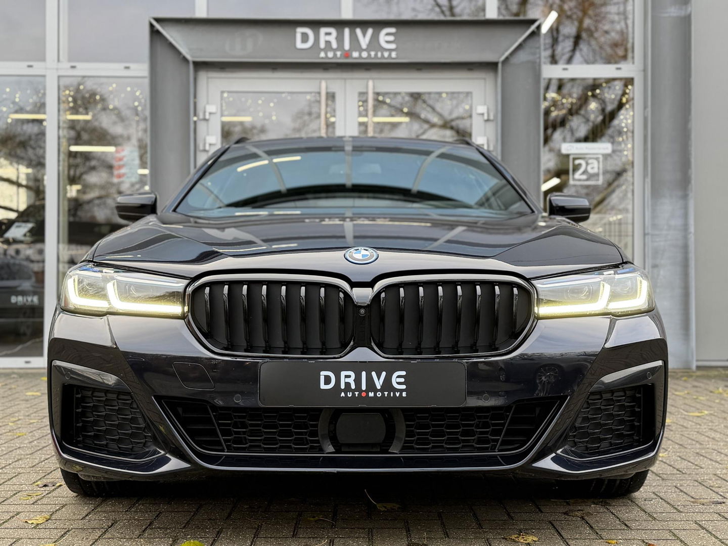 BMW 5 Serie Touring 530e xDrive High Ex. M-Sport |CoPilot|Laser|Stoelventilatie|SoftClose|HUD|HiFi|Trekhaak