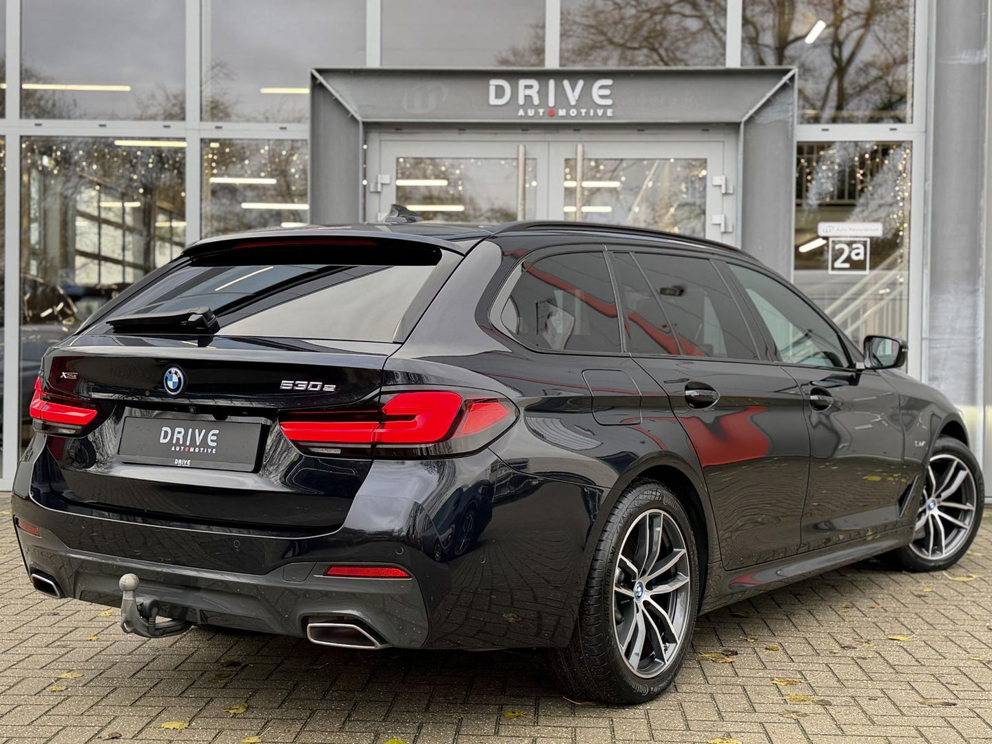 BMW 5 Serie Touring 530e xDrive High Ex. M-Sport |CoPilot|Laser|Stoelventilatie|SoftClose|HUD|HiFi|Trekhaak