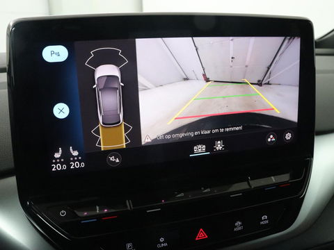 Volkswagen ID.4 First 77 kWh | Stoel & stuurverwarming | Camera | Carplay | Adaptive cruise | Half leder | 20'' | Navigatie | DAB | Sfeerverlichting