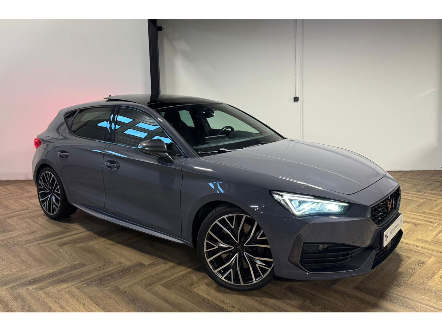 CUPRA Cupra Leon 2.0 TSI VZ 300PK PANO KEYLESS VOL'