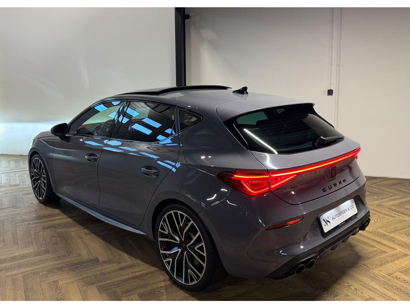 CUPRA Cupra Leon 2.0 TSI VZ 300PK PANO KEYLESS VOL'