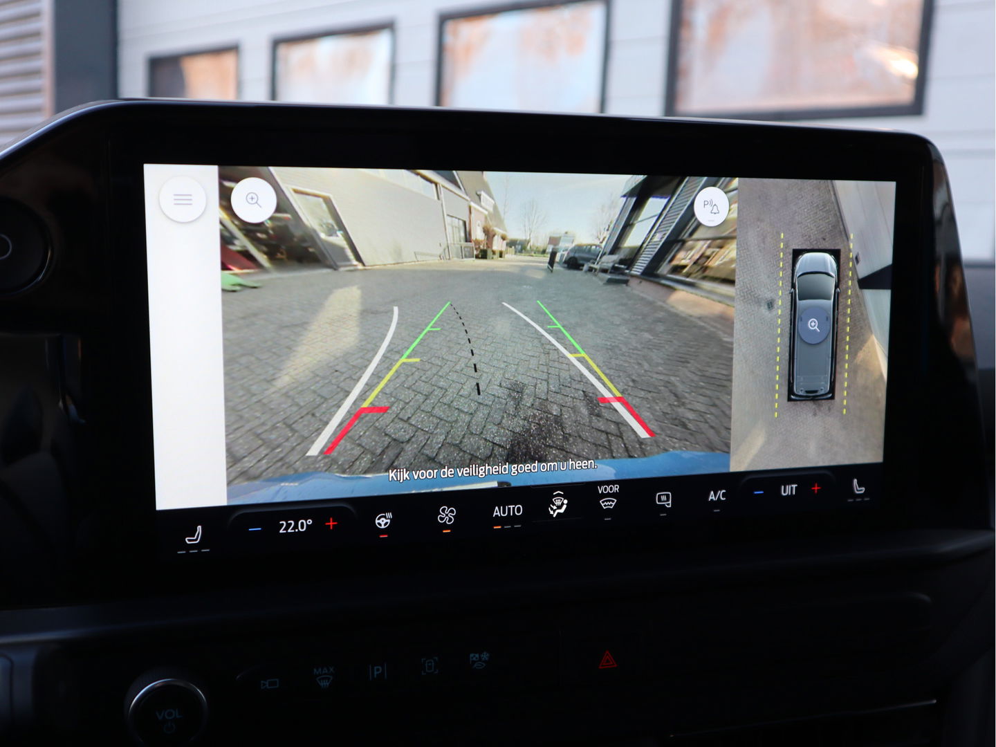 Ford Transit Custom E-Transit 65 kWh 218 pk Limited L2 Lang 340 - B&O Sound - Winter pakket