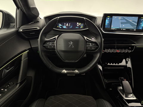 Peugeot 208 EV GT Pack 50 kWh | SOH 94% | Snelladen | Camera | Virtual | Adap. Cruise | Sfeer | Carplay | Stoelverw. | NAP
