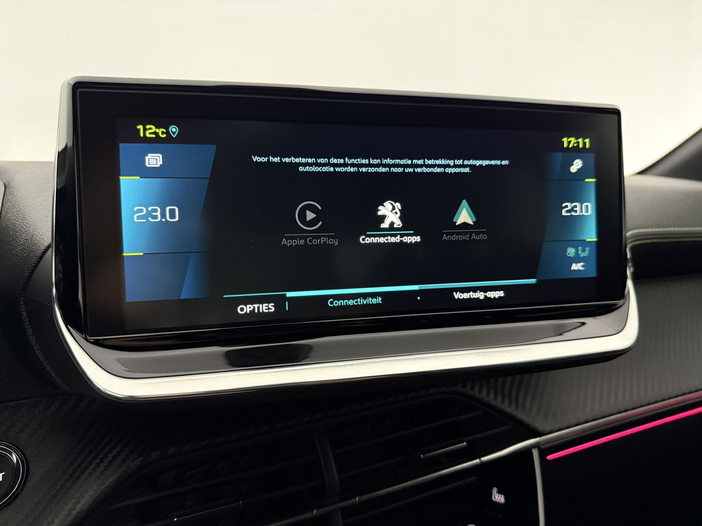 Peugeot 208 EV GT Pack 50 kWh | SOH 94% | Snelladen | Camera | Virtual | Adap. Cruise | Sfeer | Carplay | Stoelverw. | NAP