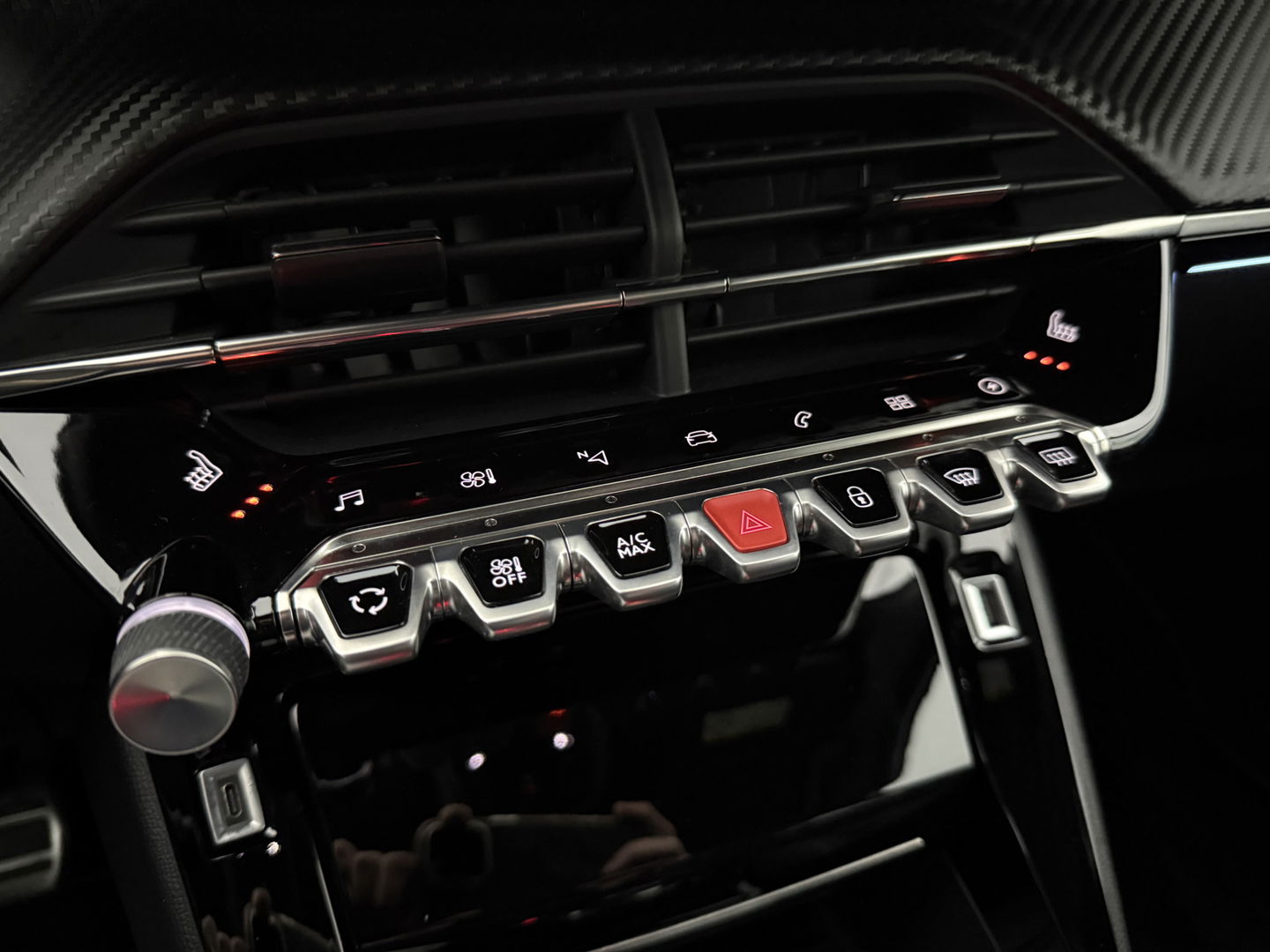 Peugeot 208 EV GT Pack 50 kWh | SOH 94% | Snelladen | Camera | Virtual | Adap. Cruise | Sfeer | Carplay | Stoelverw. | NAP