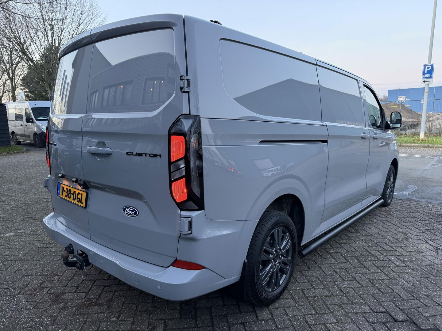 Ford Transit Custom 300 2.0 TDCI L2H1 Limited L+R Schuifdeur l Trekhaak l Sidebars