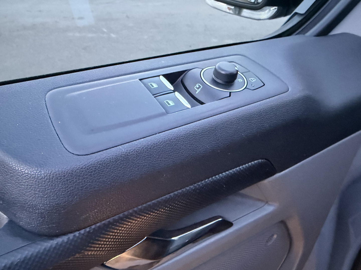 Ford Transit Custom 300 2.0 TDCI L2H1 Limited L+R Schuifdeur l Trekhaak l Sidebars