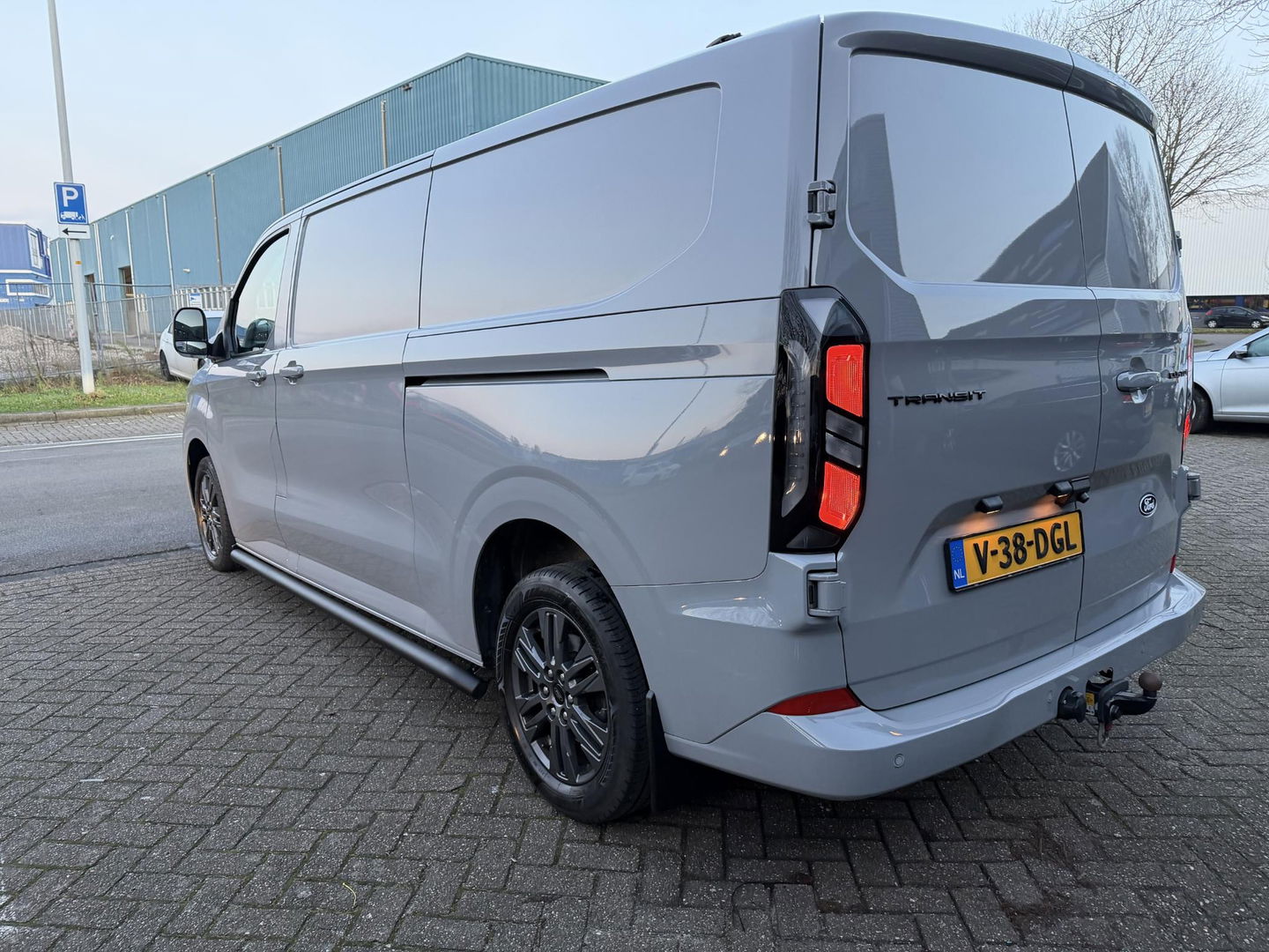 Ford Transit Custom 300 2.0 TDCI L2H1 Limited L+R Schuifdeur l Trekhaak l Sidebars