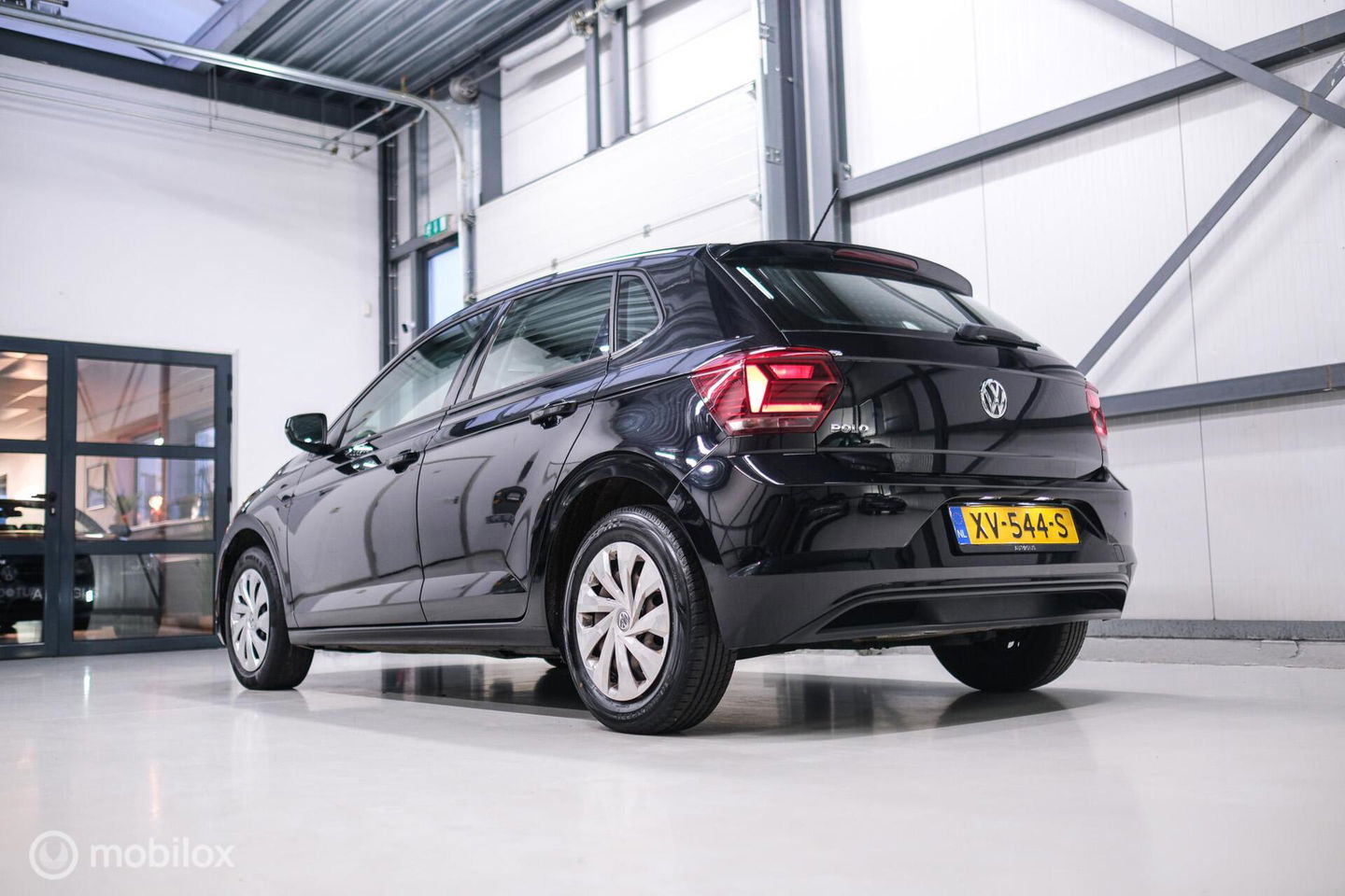 Volkswagen Polo 1.0 TSI Comfortline | CarPlay | Adaptive cruise | Navigatie | Airco | LED | Rijklaarprijs | NAP NL auto |