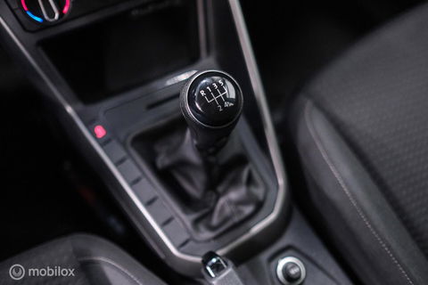 Volkswagen Polo 1.0 TSI Comfortline | CarPlay | Adaptive cruise | Navigatie | Airco | LED | Rijklaarprijs | NAP NL auto |