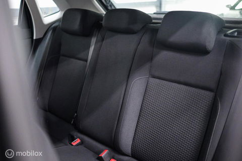 Volkswagen Polo 1.0 TSI Comfortline | CarPlay | Adaptive cruise | Navigatie | Airco | LED | Rijklaarprijs | NAP NL auto |