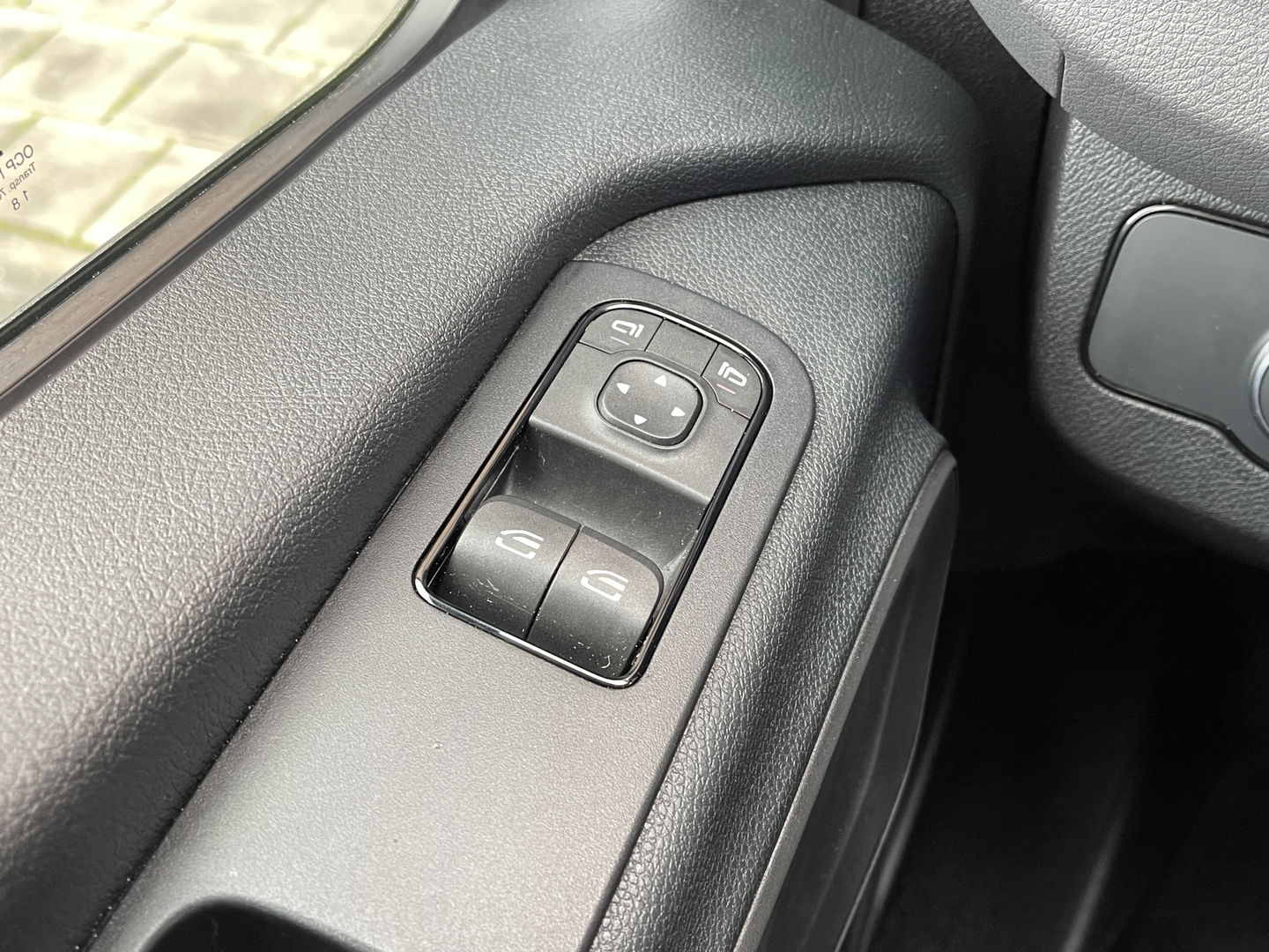 Mercedes-Benz Sprinter 211 2.2 CDI L2 | Ex Btw | Apple Carplay | Android Auto | Cruise Control | Airconditioning | Dhollandia Laadklep | Navigatie |