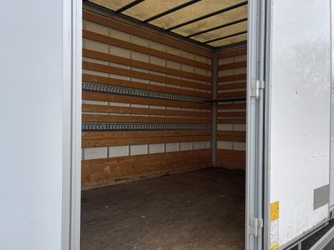 Mercedes-Benz Sprinter 211 2.2 CDI L2 | Ex Btw | Apple Carplay | Android Auto | Cruise Control | Airconditioning | Dhollandia Laadklep | Navigatie |