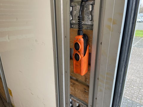 Mercedes-Benz Sprinter 211 2.2 CDI L2 | Ex Btw | Apple Carplay | Android Auto | Cruise Control | Airconditioning | Dhollandia Laadklep | Navigatie |