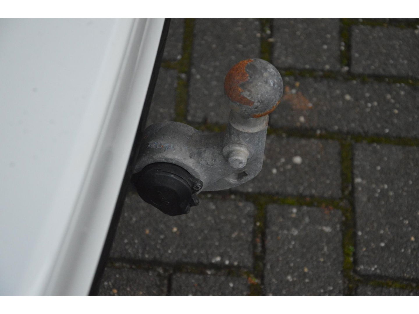 Volvo V60 T6 Hybride AWD Plus Dark | Trekhaak | Stoel + Stuur Verwarmd | elektrische stoelen | Pilot-assist |