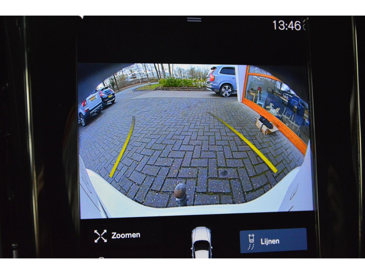 Volvo V60 T6 Hybride AWD Plus Dark | Trekhaak | Stoel + Stuur Verwarmd | elektrische stoelen | Pilot-assist |