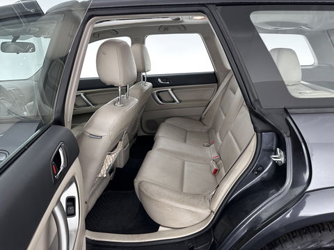 Subaru Legacy Touring Wagon 2.0D Luxury AWD *PANO | FULL-LEATHER | XENON | NAVI-FULLMAP | MEMORY-PACK | ECC | PDC | CRUISE | COMFORT-SEATS | 17"ALU*