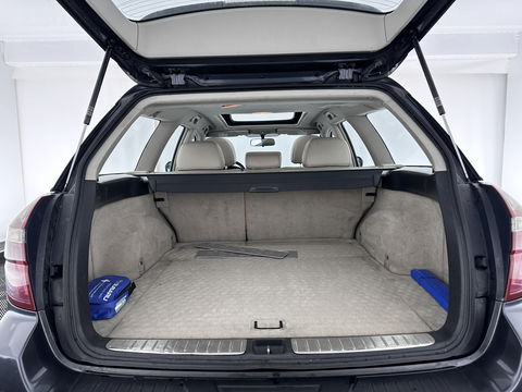 Subaru Legacy Touring Wagon 2.0D Luxury AWD *PANO | FULL-LEATHER | XENON | NAVI-FULLMAP | MEMORY-PACK | ECC | PDC | CRUISE | COMFORT-SEATS | 17"ALU*